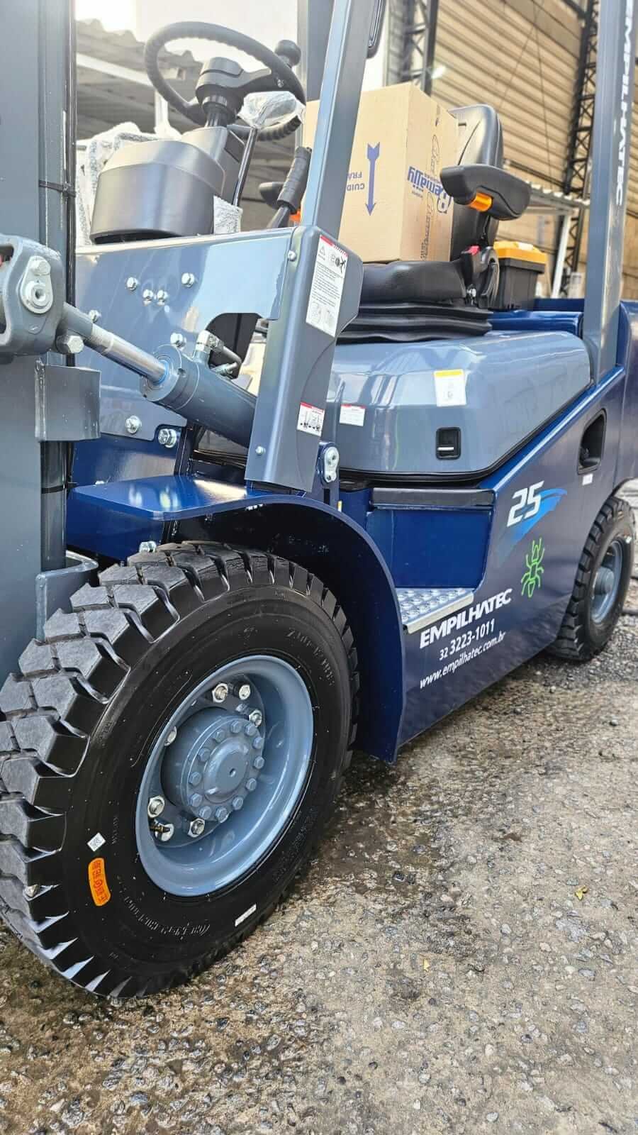 EMPILHADEIRA PARA ALUGAR